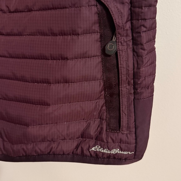 NWOT Eddie Bauer Stormdown 700 Goose Down Vest Zipper Pockets Size Small - Picture 6 of 12